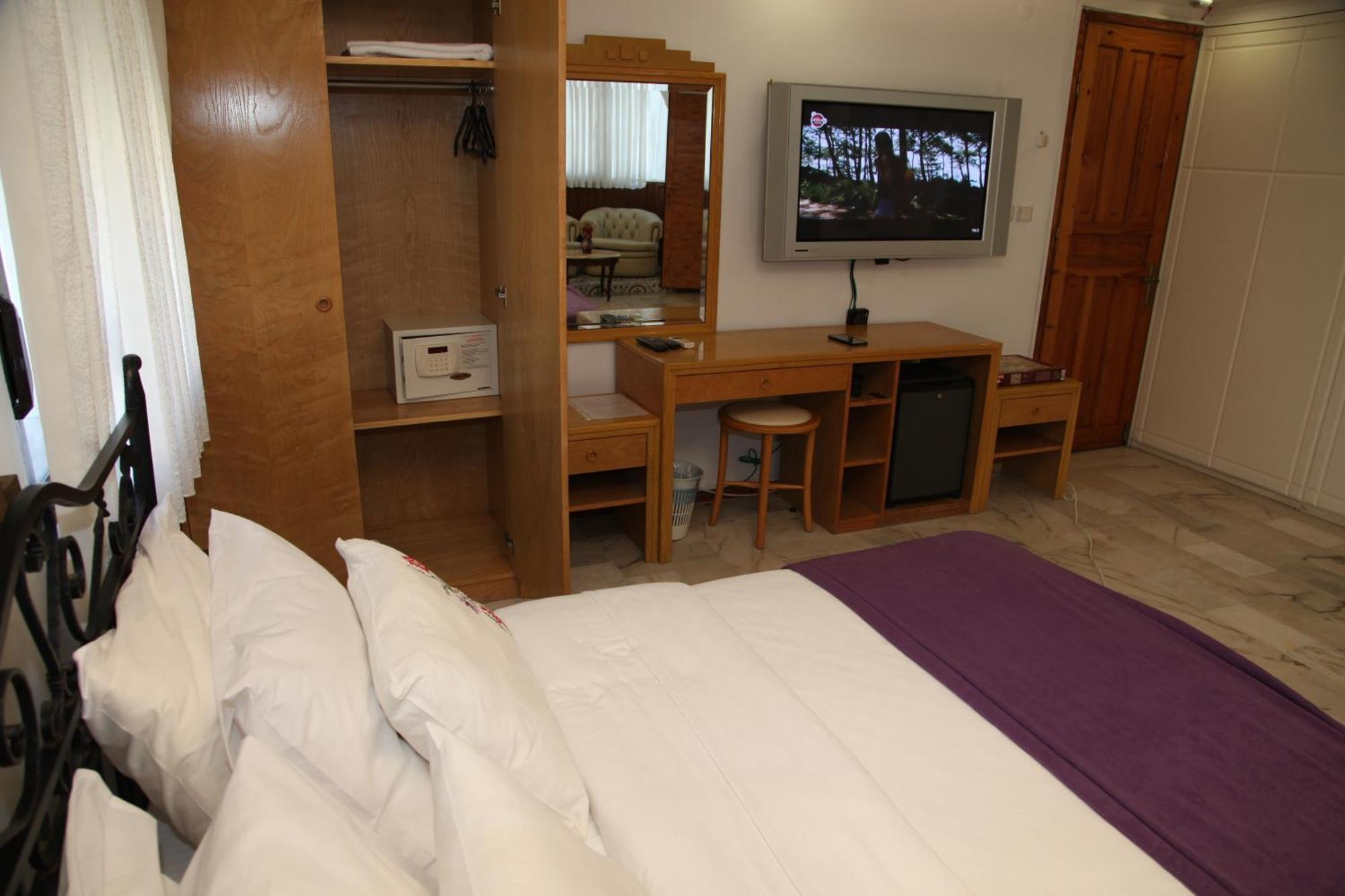 Alacati Antik Motel Cesme Ngoại thất bức ảnh