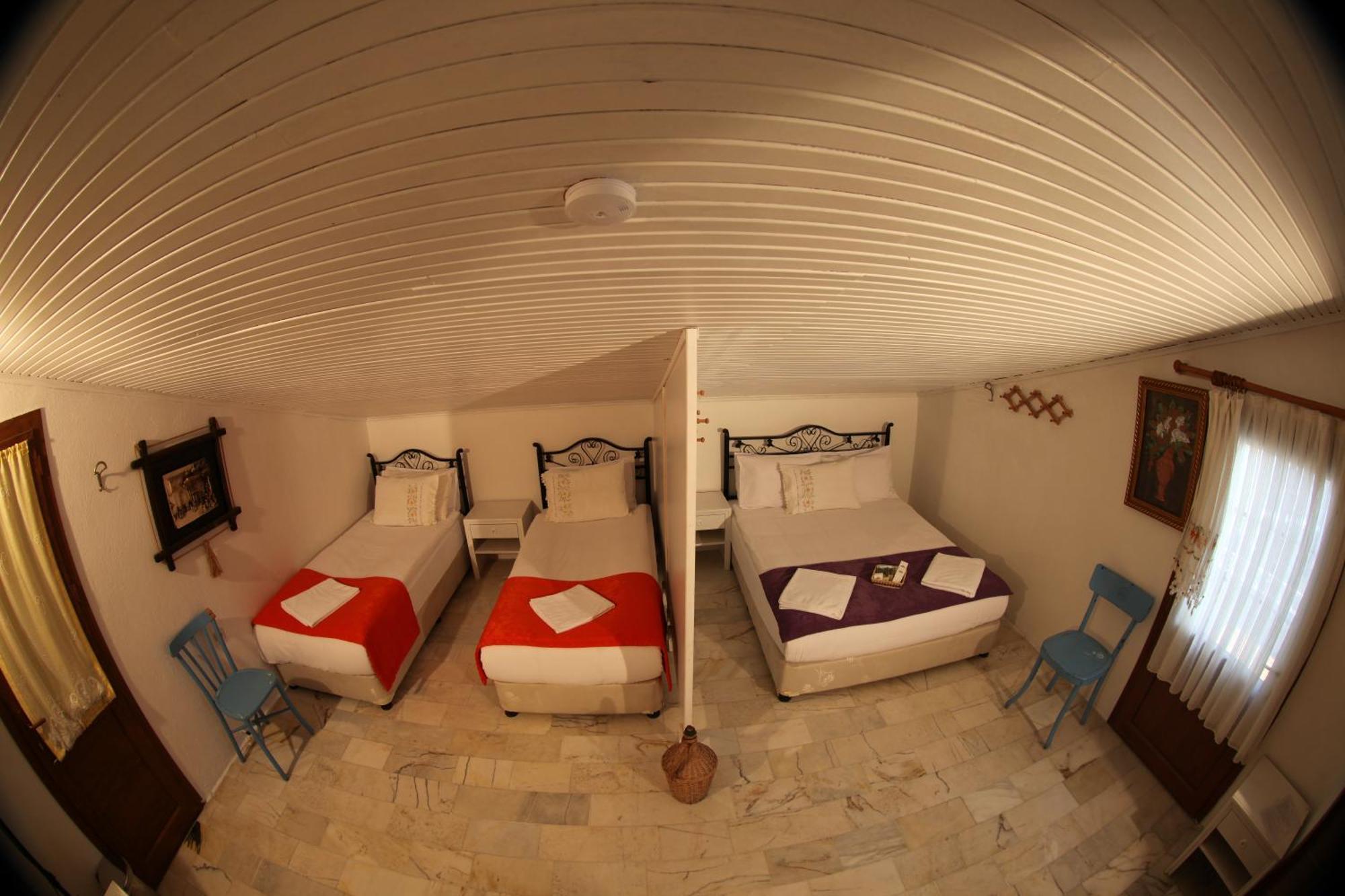Alacati Antik Motel Cesme Ngoại thất bức ảnh