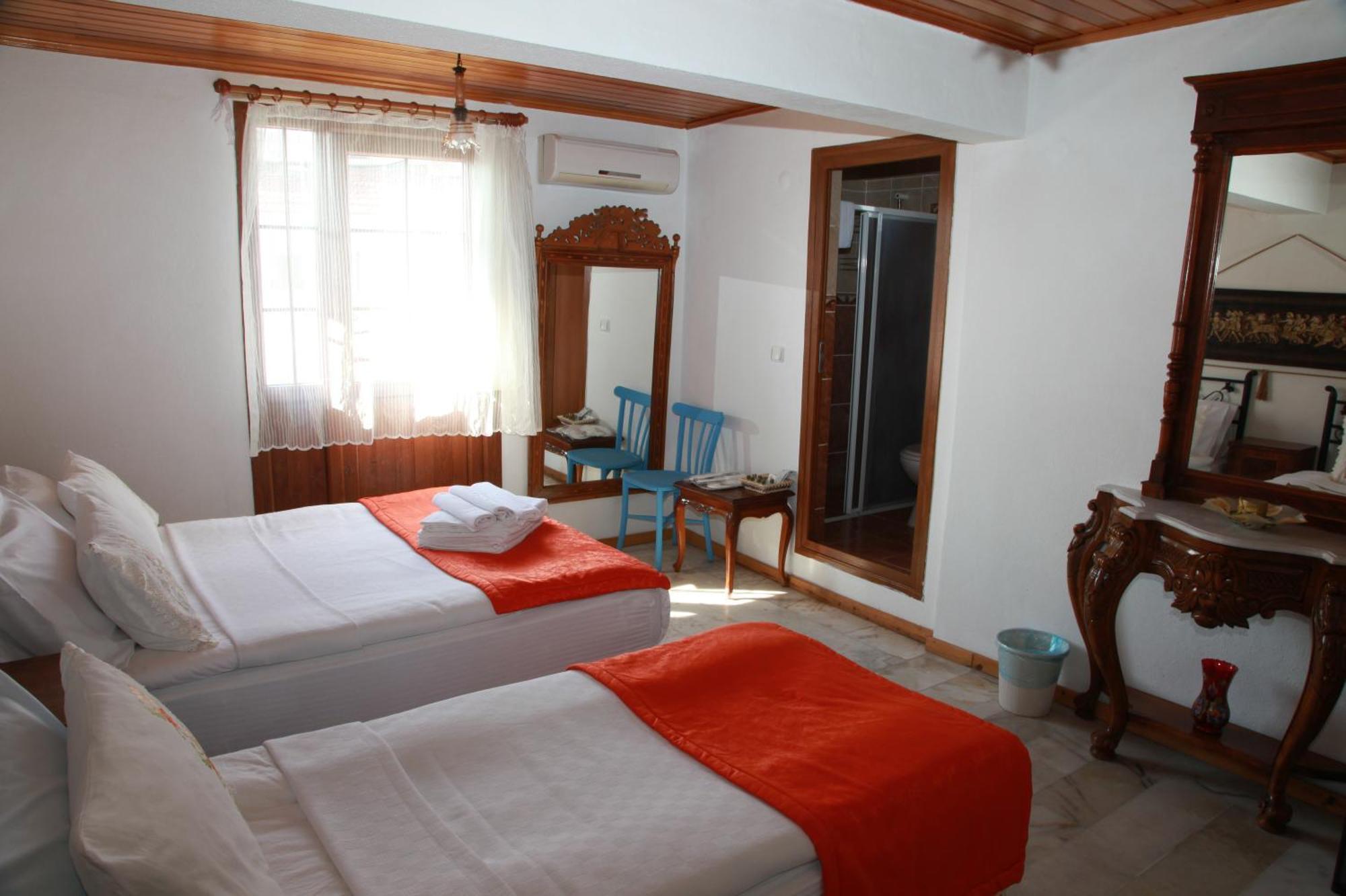 Alacati Antik Motel Cesme Ngoại thất bức ảnh