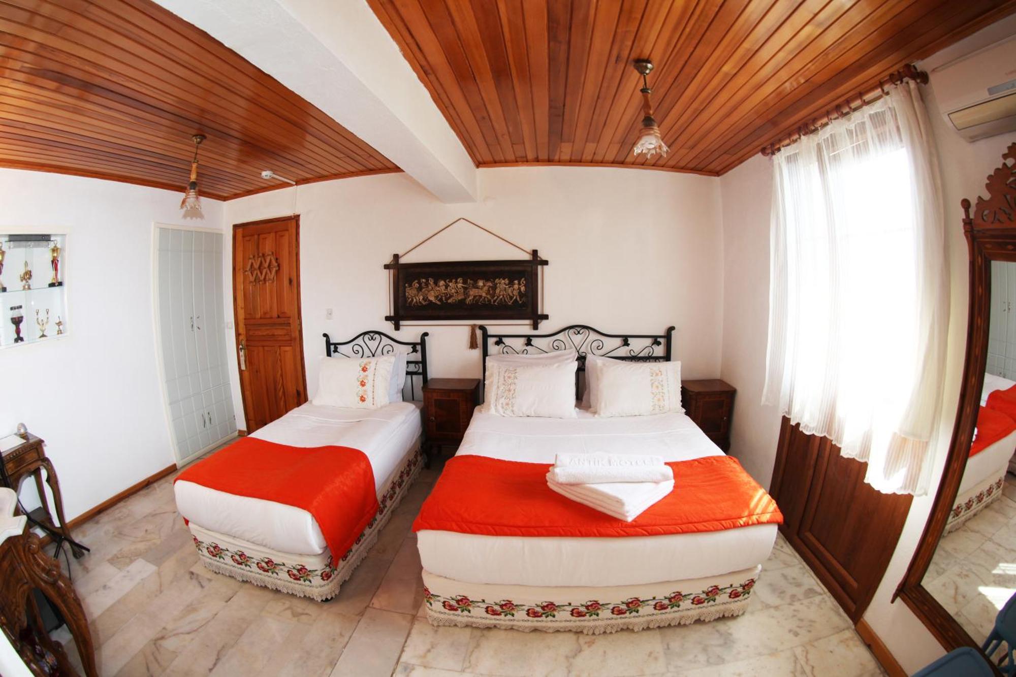Alacati Antik Motel Cesme Ngoại thất bức ảnh