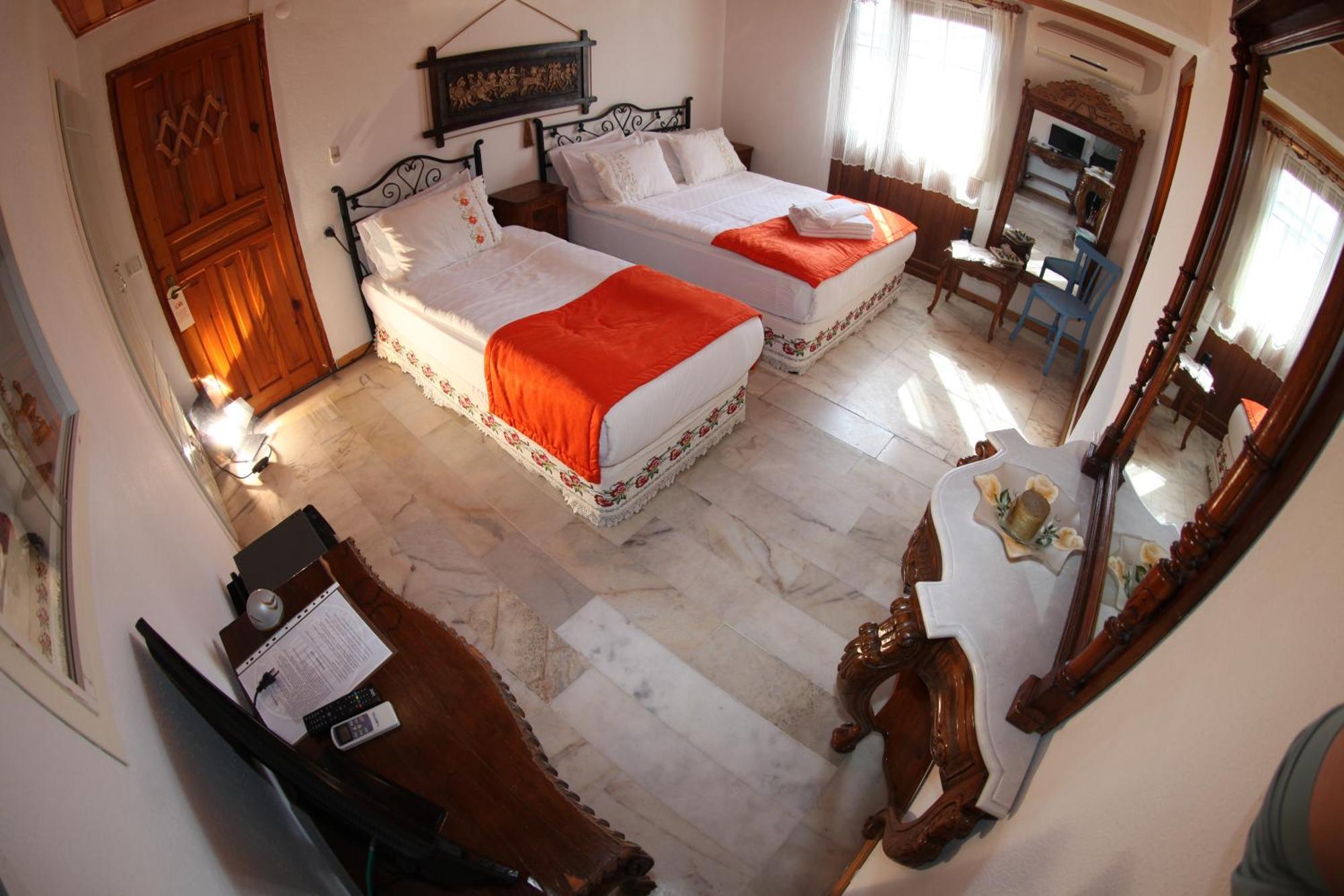 Alacati Antik Motel Cesme Ngoại thất bức ảnh